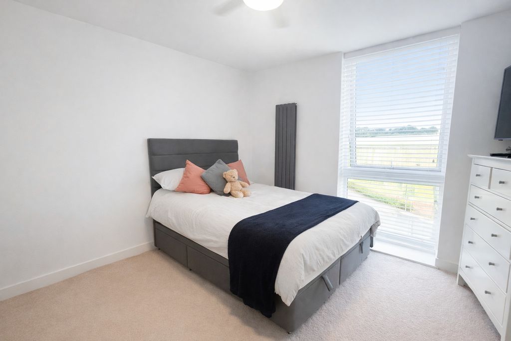 Tempus Court, Bellfield Road